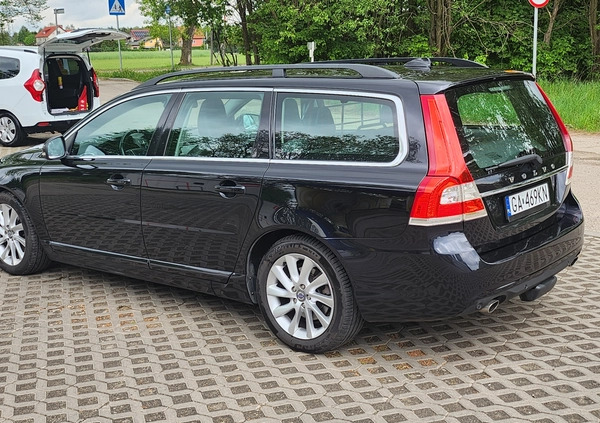 Volvo V70 cena 44900 przebieg: 207000, rok produkcji 2014 z Gdynia małe 106